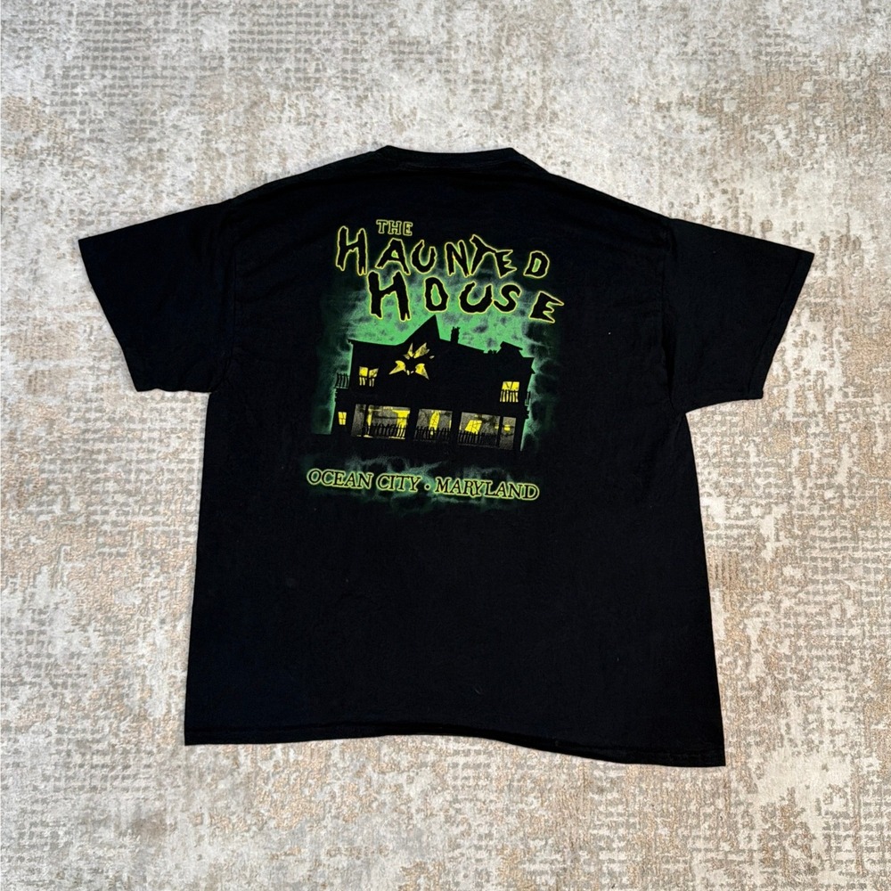 Y2K The Haunted House Halloween Spooky Graphic Print T-Shirt